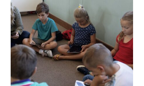 Arkadaş Bulamayan Timsah Lou