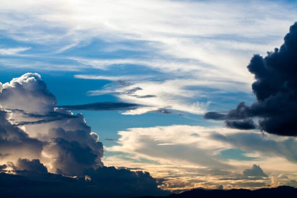 Bulutlar ve Fırtınalar