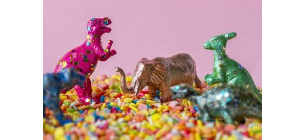 Renkli Dinozorlarımı Yapıyorum!