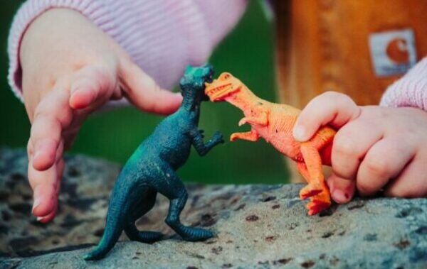 Yumurta Hırsızı ve Dino