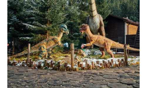 Dün Bugün Yarın ve Dinozorların Dünyası