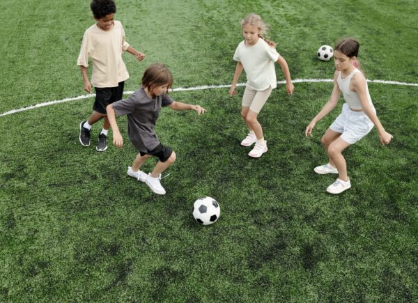 Küçük Futbolcular İçin Futbol Sözlüğü