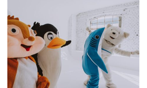 Kutup Ayısı ve Penguen ile Dans Edelim
