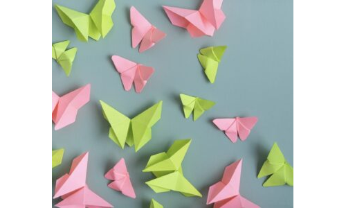 Renkli Kâğıt Kelebekler