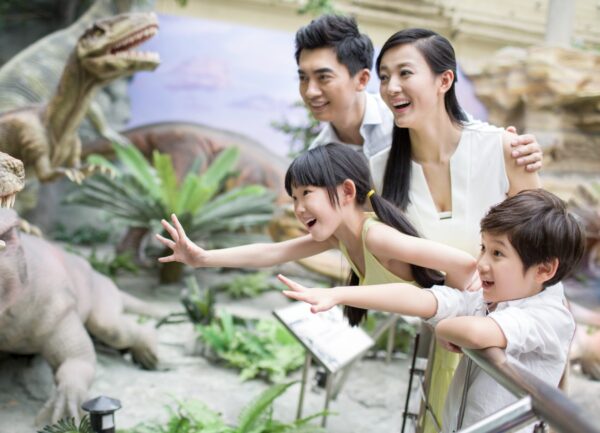 DEV DOSTLARIMIZ DİNOZORLAR