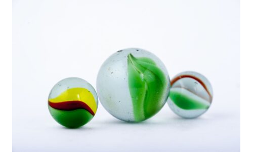 Misket yuvarlama Oyunu