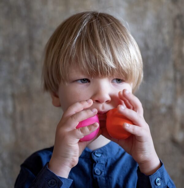 Balon ve Kumdan Duyu Topları