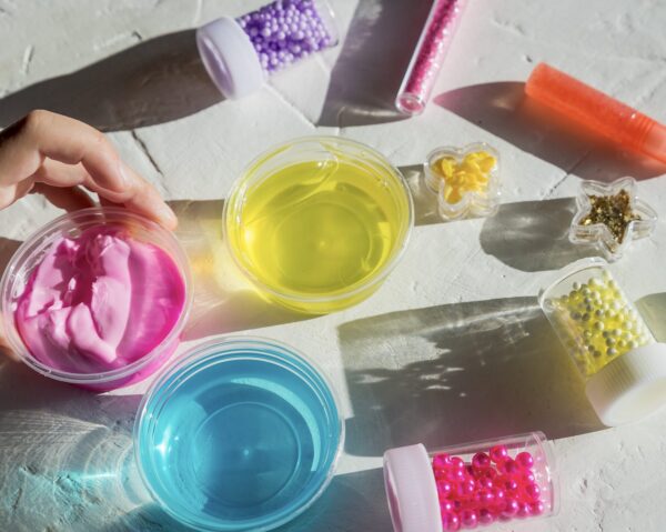 RENKLİ KÖPÜK DENEYİ